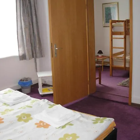 Zum Pass Hotel 3*